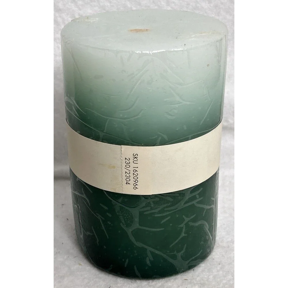 New Pier 1 Imports Eucalyptus scented candle 4x6 Vintage pillar Bohemian Scent